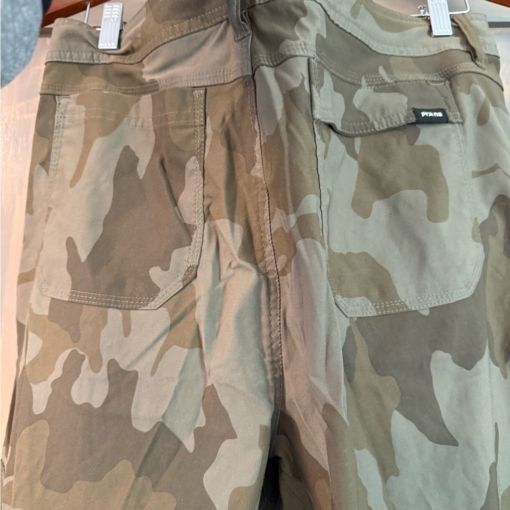 Prana Stretch Zion Pants size 40x30
